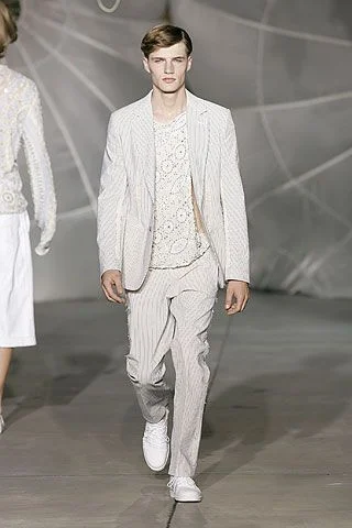 Look 11